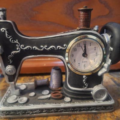 novelty desk clock as vintage sewing machine