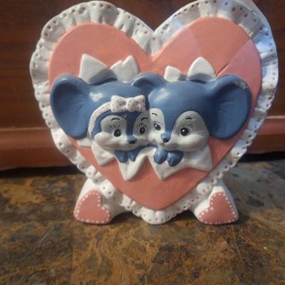 vintage hand-painted ceramic mouse heart-shaped planter or vase.