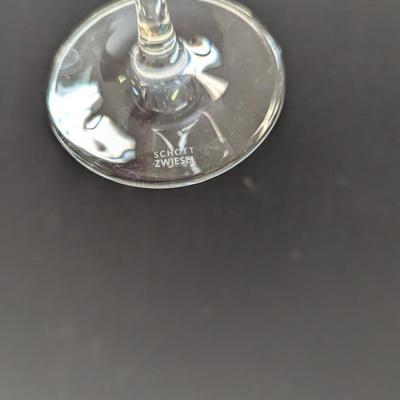 5 Unmarked Clear Glasses & 14 Schott Zwiesel Glasses