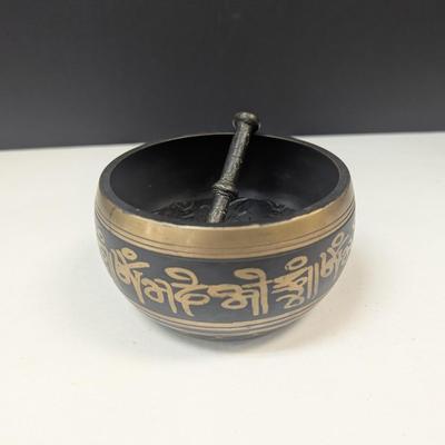 Antique Singing Bowl Tibetan Buddhist