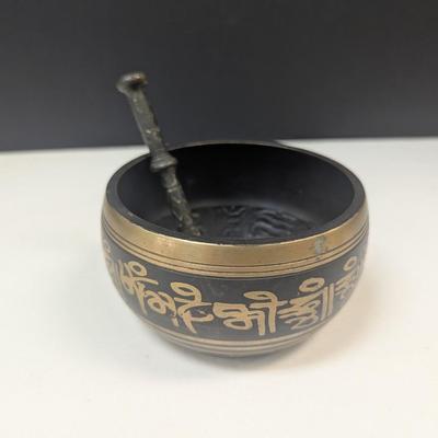 Antique Singing Bowl Tibetan Buddhist