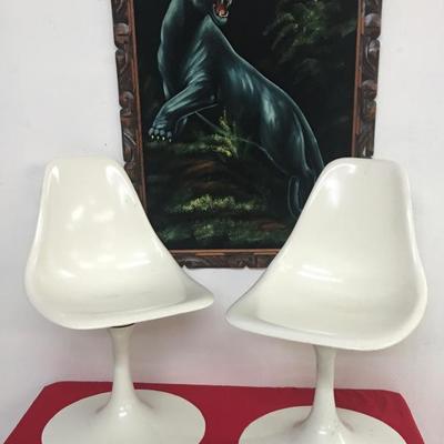 Pair of Tulip Chairs MCM Mid-Century White Fiberglass