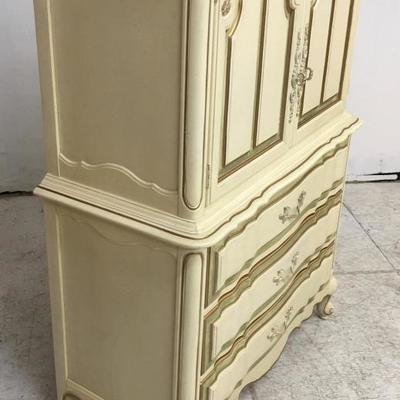 French Provincial Chest of Drawers by Link~Taylor 1960â€™s  