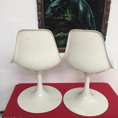 Pair of Tulip Chairs MCM Mid-Century White Fiberglass