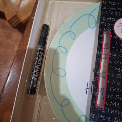 Keepsake Birthday plate "sign me there" with autograph pen included