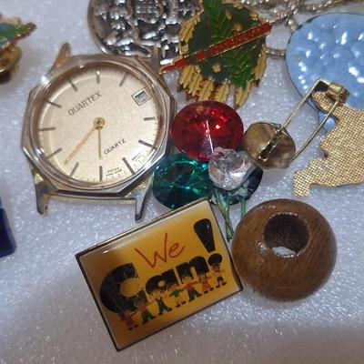assorted vintage and estate brooches, mis matched earrings and other jewelry pieces- some may be broken