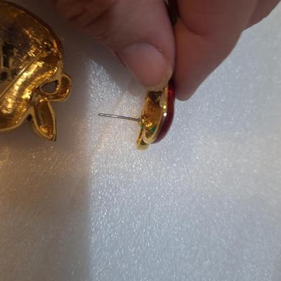 Red apple brooch and earrings - no backs