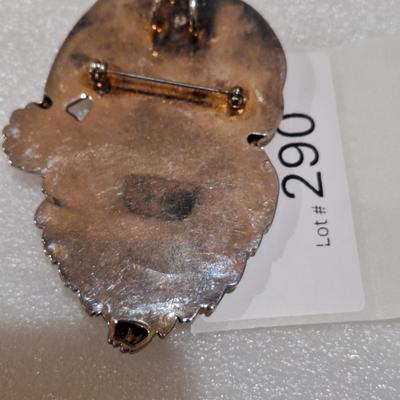 vintage silver Santa head brooch pendant.