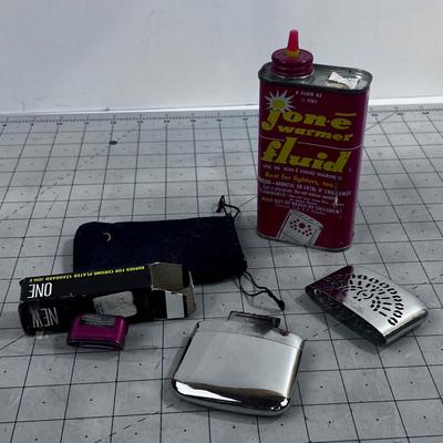 John - E Hand Warmer with Accessories, Old School