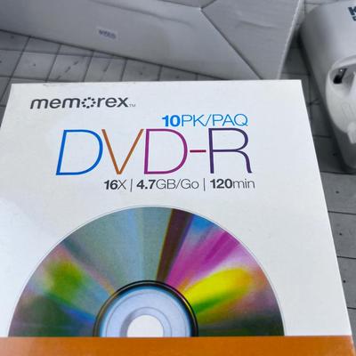 Odd Lot of Electronic Items: Bulbs, Switches, Charges