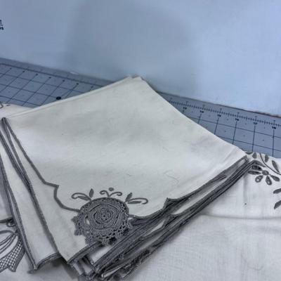Ecru Cut out Table Cloth and Napkins Gray 