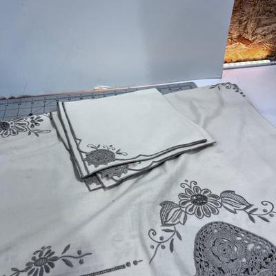 Ecru Cut out Table Cloth and Napkins Gray 