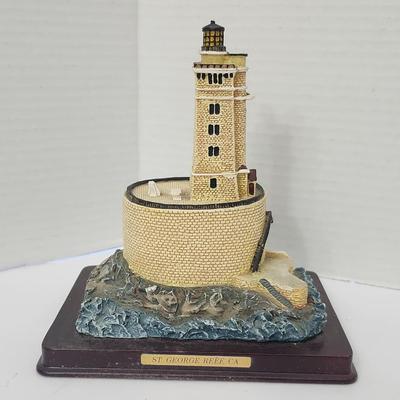 1998 Oneida Studios Lighthouse Point St. George Reef CA Lighthouse Figurine