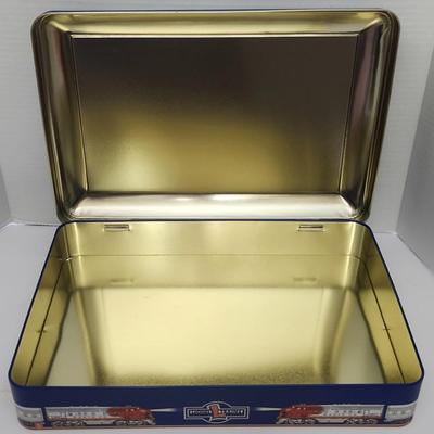 Lionel Legendary Trains Santa Fe Locomotive Storage Case Blue Tin Carry Case Railroad Collectible