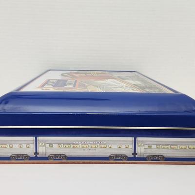 Lionel Legendary Trains Santa Fe Locomotive Storage Case Blue Tin Carry Case Railroad Collectible