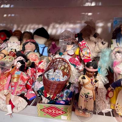 Sale Photo Thumbnail #71: Dolls 
