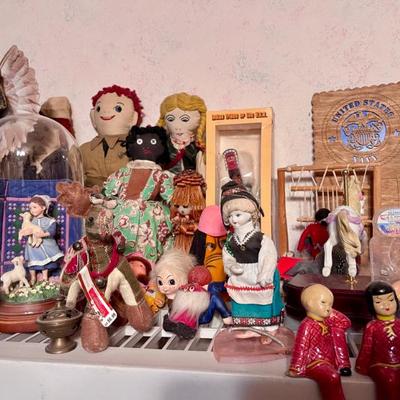 Sale Photo Thumbnail #72: Dolls 