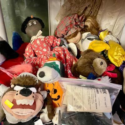 Sale Photo Thumbnail #105: Dolls 