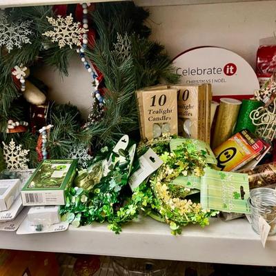 Sale Photo Thumbnail #125: Holiday 