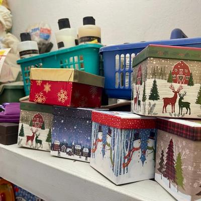 Sale Photo Thumbnail #128: Tins and boxes 