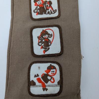 Vintage Girl Scouts USA Connecticut Valley Sash with Badges 1980s Troop 821