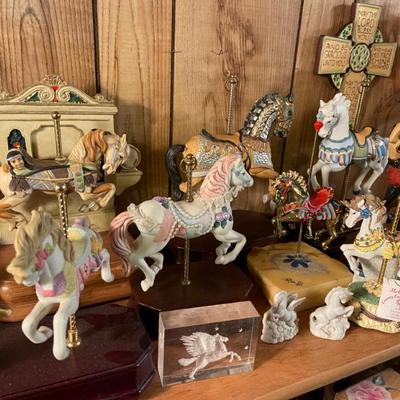 Sale Photo Thumbnail #142: Carousel horse collection 