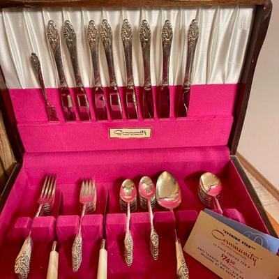 Sale Photo Thumbnail #207: Serving sets 