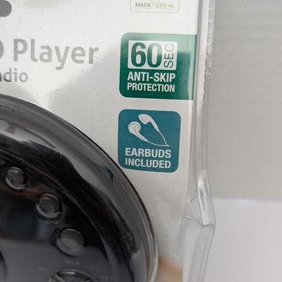 GPX Personal CD Player With FM Radio New Old Stock Anti Skip 60 Sec Portable