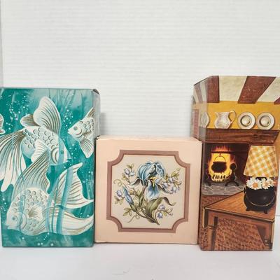 Avon Vintage Fragrance Gift Lot Sea Spirit Topaze Vanity Collection Beauty Dust Hearth Lamp Roses