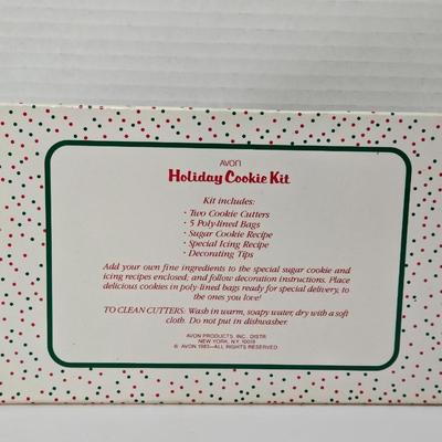 Vintage 1983 AVON Holiday Cookie Kit Train & Bear Cutters + Bags & Recipes New