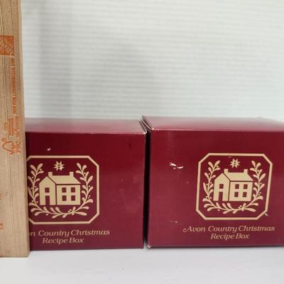 Avon Country Christmas Recipe Box Lot of 2 Vintage Holiday Kitchen Storage with Dividers
