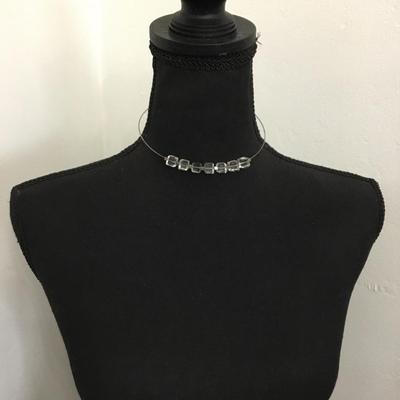 Pretty Crystal square bead collar, necklace
