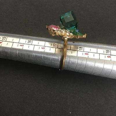 Sale Photo Thumbnail #167: Beautiful Vintage multicolor rhinestone 
Fashion ring
Please see attached photos