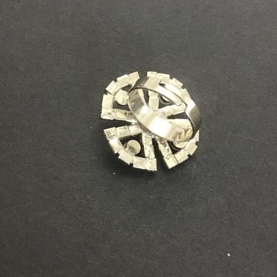 Sale Photo Thumbnail #182: Beautiful AB and clear rhinestone Fashion ring
Please see attached photos