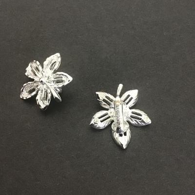 Sale Photo Thumbnail #236: Beautiful Vintage Sarah Coventry Silver Tone Earrings 
Please see attached photos