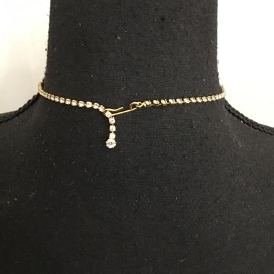 Gorgeous, gold tone, rhinestone necklace