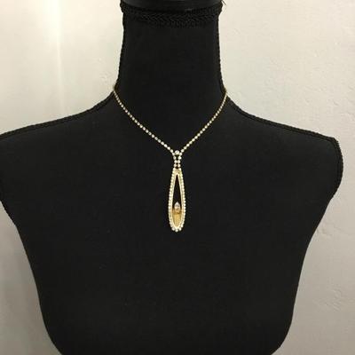 Gorgeous, gold tone, rhinestone necklace