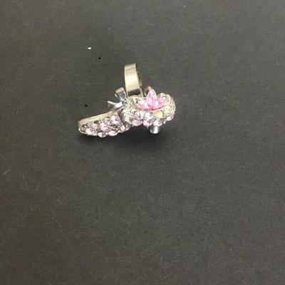 Beautiful vintage, Silvertone, ring high heel shoe with pink rhinestone