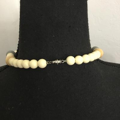 Vintage bead necklace