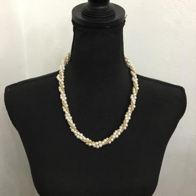 Vintage faux pearl braided necklace