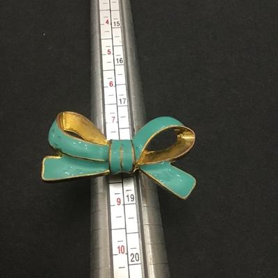 Vintage light baby blue Enamel Fashion ring