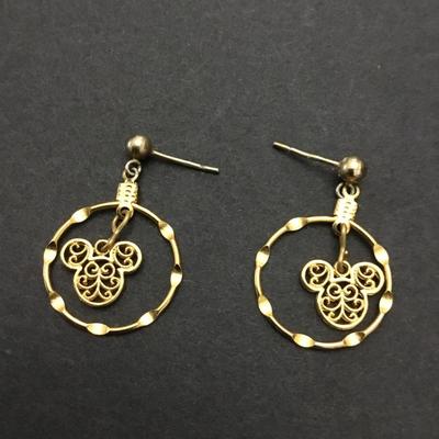 Beautiful vintage goldtone Mickey Mouse earrings