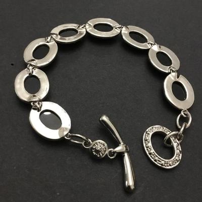 Gorgeous Monet very nice rhinestone black onyx or black glass toggle bracelet