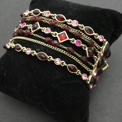 Gorgeous, goldtone, red glass rhinestone bracelet