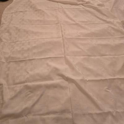 Table clothes and runner