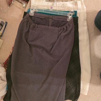 14 Ladies Skirts