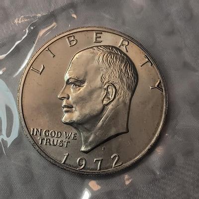 1972 UNC EISENHOWER SILVER DOLLAR