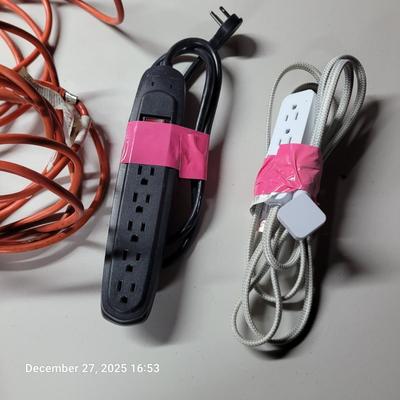 Sale Photo Thumbnail #117: The white one rotates for large 0kygs and has usb ports.