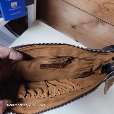 Sale Photo Thumbnail #134: About 12" wide by 9.5" tall