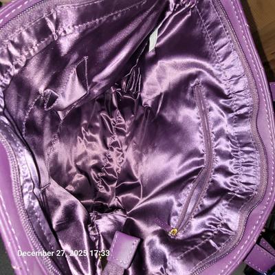 Sale Photo Thumbnail #146: Measures about 15" wide by 12" tall, in great shape, might be new.